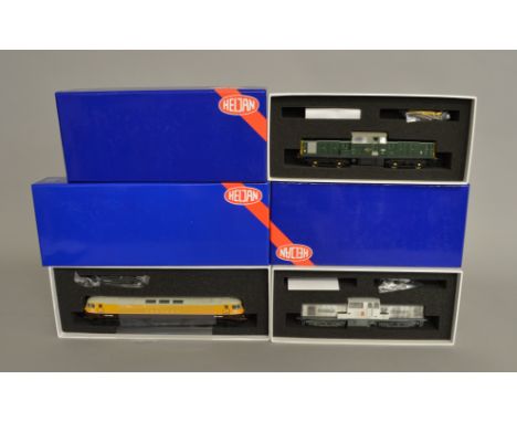 OO gauge, three Heljan diesel locomotives: Co-Co Hawker Siddeley/Brush HS4000 yellow and brown 'Kestrel', ltd.ed. of 4000; 17