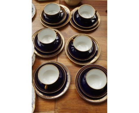 The Royal Romanov collection cups & saucers - 21 piece 