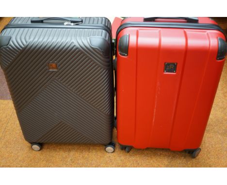 2x Good quality light weight hard shell travel cases Height 68 cm