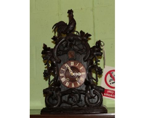 A late 19th/early 20th century Black Forest cuckoo clock