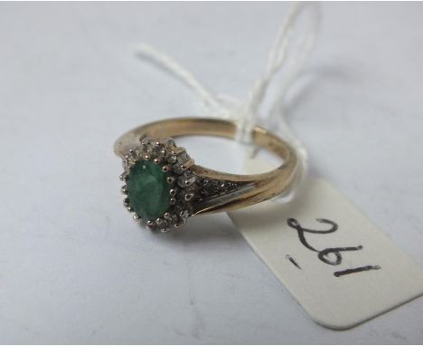 9ct emerald &amp; diamond ring approx size K  3g inc   