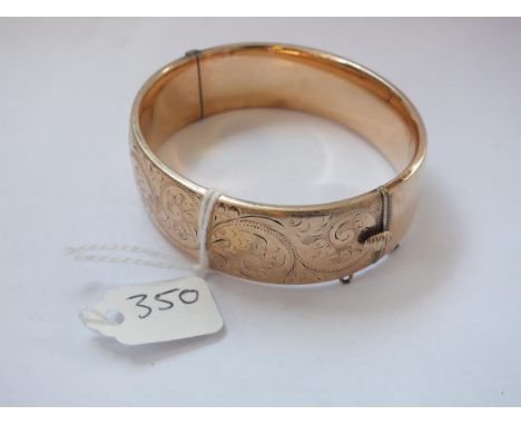 RG scroll engraved bangle      