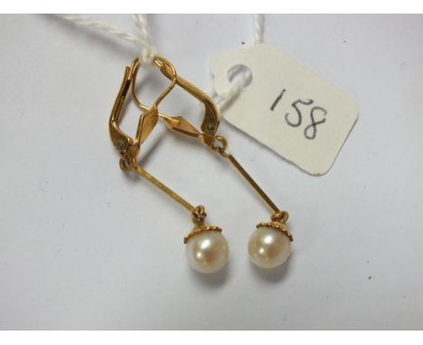 Pair 9ct pearl drop earrings      