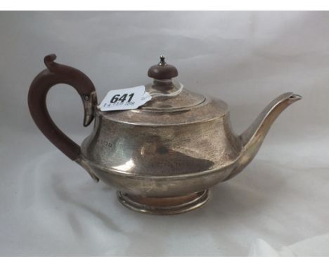 Bachelors teapot on moulded foot 8" over spout. B'ham  1938 290g.        