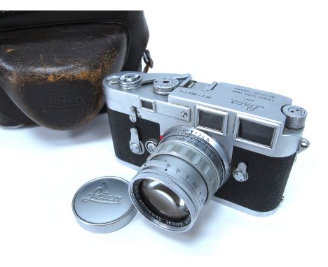 A Leica DBP M3 Ernst Leitz GMBH Wetzlar Camera, (No 962715), with Ernst Leitz GMBH Wetzlar Summicron F=5cm 1.2 lens (No 14736