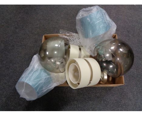 A box of assorted table lamps and light shades 