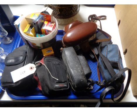 A tray of cameras, Kodak Colour Snap camera etc 