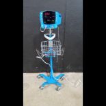 GE/DINAMAP CARESCAPE V100 PATIENT MONITOR