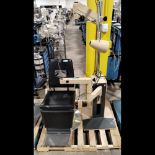 RELIANCE 800 EXAM CHAIR WITH STAND
