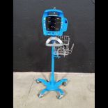 GE/DINAMAP PROCARE PATIENT MONITOR
