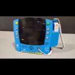 GE/DINAMAP CARESCAPE V100 PATIENT MONITOR