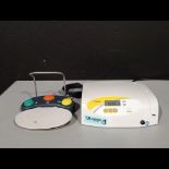 COCHLEAR OSSCORA SI-915 DENTAL IMPLANT SURGERY CONSOLE WITH FOOTSWITCH