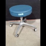 MIDMARK EXAM STOOL