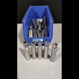 LARYNGOSCOPE HANDLES