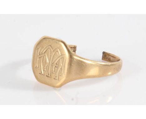 9 carat gold signet ring, the head with monogram, band cut, 3.5g