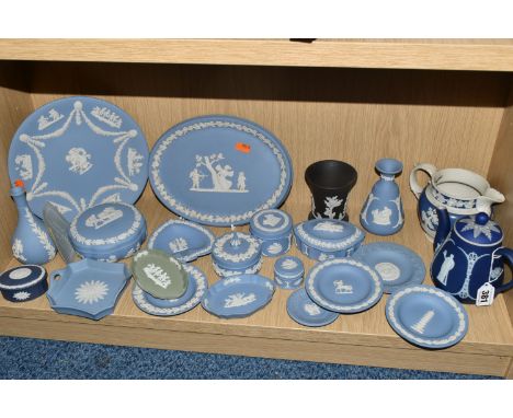 A QUANTITY OF WEDGWOOD BLUE JASPERWARE, comprising an oval plaque, cabinet plate, eight trinket dishes, five trinket boxes, t