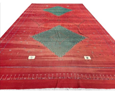 FINE VINTAGE MOROCCAN KILLIM, 548cm x 330cm. 