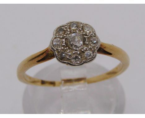 18ct diamond daisy cluster ring, size N/O, 2.2g 