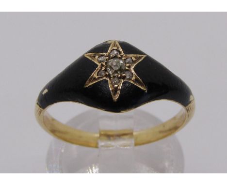 Antique enamelled yellow metal ring set with diamonds in star formation, size O/P, 3.3g 