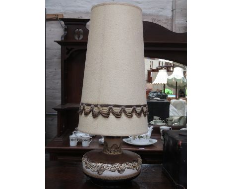 1970s WEST GERMAN STYLE GLAZED POTTERY TABLE LAMP WITH SHADE 