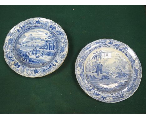 PAIR OF SPODE BLUE AND WHITE 'DEATH OF THE BEAR' CERAMIC PLATES AND THREE SPODE BLUE AND WHITE DISHES (AT FAULT) 