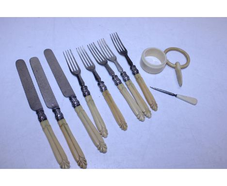 A selection of vintage bone handled cutlery and other bone items 