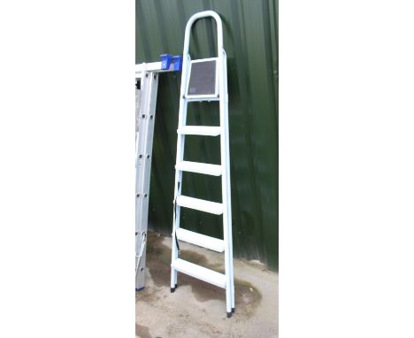 Set of painted aluminium step ladders 