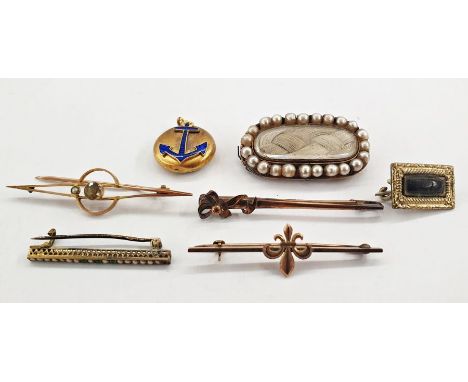 Early 19th century memorial brooch with central glazed hare panel surrounded by seedpearls, a seedpearl and emerald bar brooc