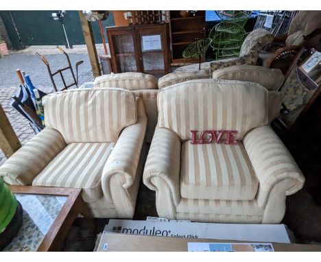 3 Piece Sofa Suite striped 