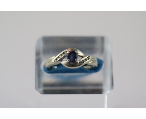 Ladies 9ct White Gold Sapphire &amp; Diamond set ring Size O 2.5g 
