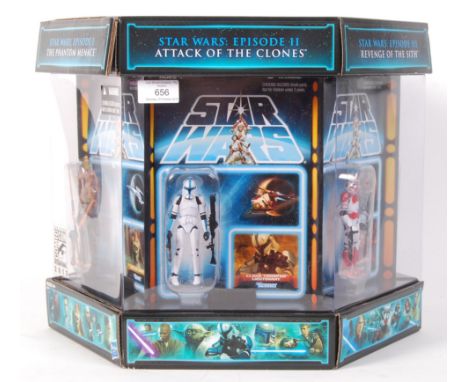 A rare Hasbro made Star Wars ' San Diego Comic Con International 2012 ' exclusive 7x action figure presentation boxed set. Fe