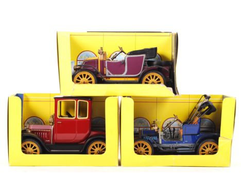 A collection of 3x vintage Schuco made tinplate clockwork model ' Old Timer ' cars. All generally appearing mint, within part