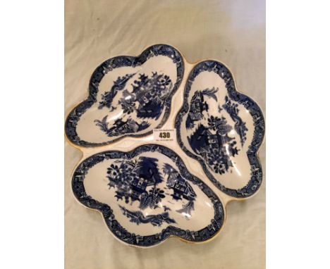 Royal Worcester hors d’oeuvre dish 31cm diameter