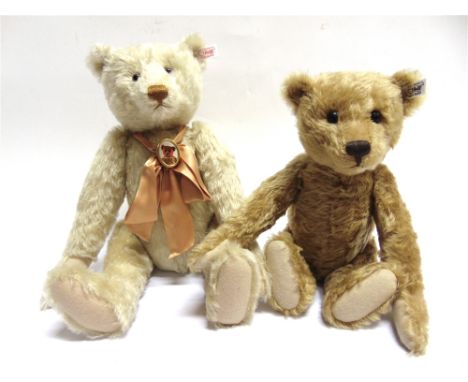 TWO STEIFF COLLECTOR'S TEDDY BEARS  comprising 'British Collectors' Teddy Bear 2002', honey-golden, limited edition 965/4000,