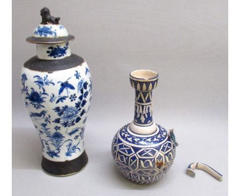 A LATE C19th CHINESE PORCELAIN BALUSTER VASE WITH PAINTED BLUE AND WHITE, BIRD, BUTTERFLY AND FLORAL DECORATION, THE DOMED CO