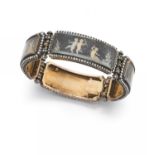 Boucheron: Bedeutendes Armband mit Miniatur-Darstellungen