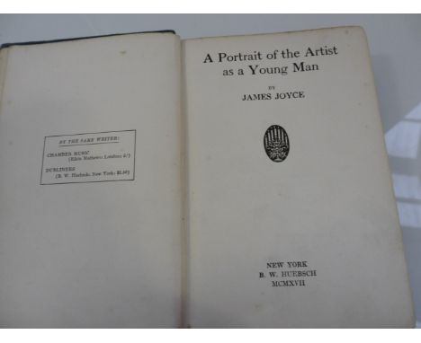 James Joyce: 'A Portrait of the Artist as a Young Man', New York, B.W. Huebsch, April 1917, 2nd US printing, the same sheets 