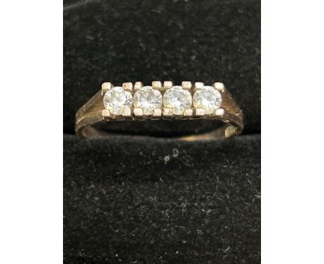 9ct Gold ring set with 4 white stones Size N 