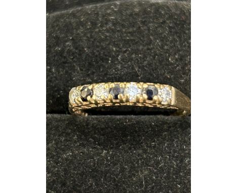 9ct Gold ring set with sapphire &amp; white stone Size N 