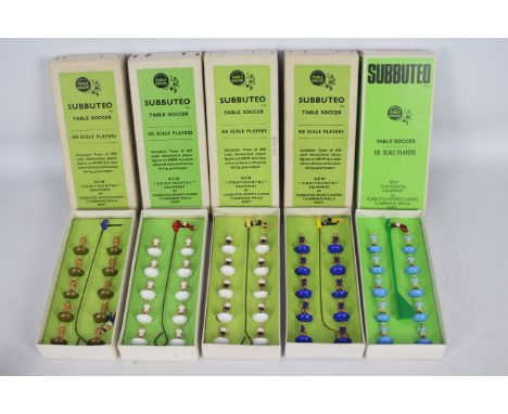Subbuteo - Five boxed Subbuteo Heavyweight Teams. Lot consists of #43 Coventry; #42 Chelsea; #10 Fulham; #21 Leeds and #49 Wo