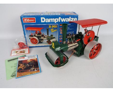 Wilesco - A boxed Willesco Dampfwalze steam roller model called Old Smokey. # D365. The model appears Mint and unused with th