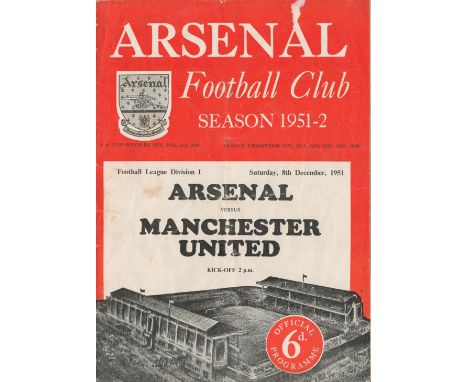 Football Arsenal v Manchester United vintage programme Division One 8th December 1951. Good condition. All autographs come wi