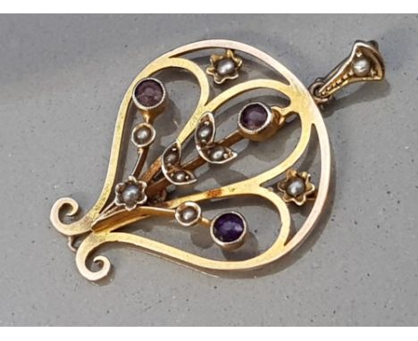 FANCY 9CT GOLD AMETHYST AND SEED PEARL PENDANT 2.4G