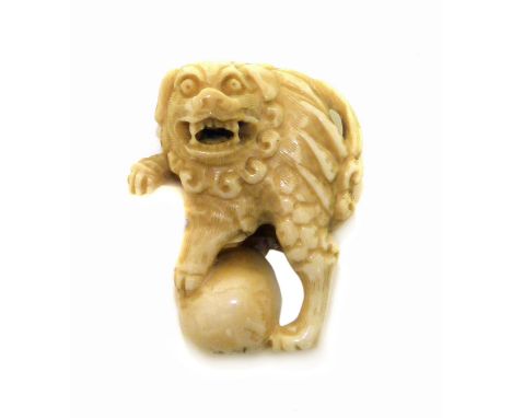 Japanese ivory netsuke signed (Meji Perion) Condition reports are not available for this sale.