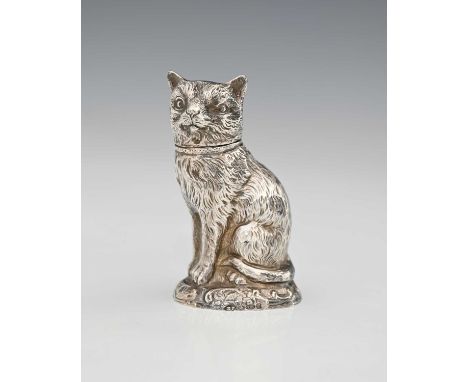 A George V novelty silver pepperette, modelled in the form of a seated cat, the body decorated with texturing to simulate fur