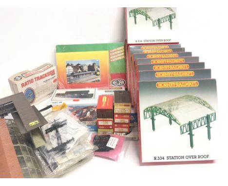 A Collection of 00 Gauge accessories including 10 Station Over Roof. Colour light signal Sets etc.