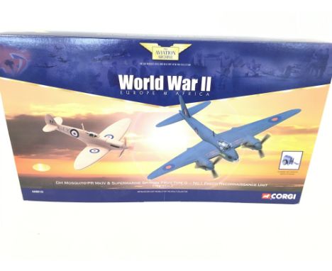 A Boxed Corgi DH MosquitoPR MkIV And Supermarine Spitfire #AA99110 1:72 Scale.