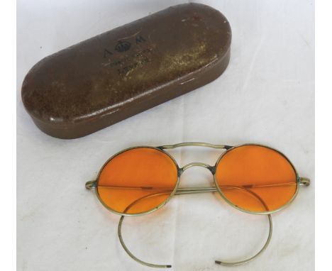 PAIR LIGHT ENHANCING SPECTACLES IN AIR MINISTRY TIN BOX 