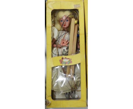 BOXED PELHAM PUPPET - MITZI 