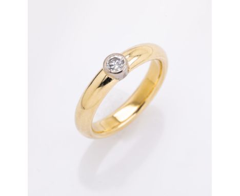 14 kt Gold Ring mit Brillant,   GG 585/000, Brillant ca. 0.15 ct Weiß/si, ca. 5.7 g, RW 53 Schätzpreis: 750, - EUR14 kt gold 